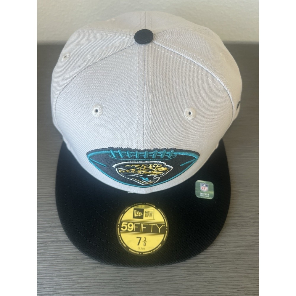 Jacksonville Jaguars New Era 59Fifty Cream Football Patch Hat NFL Sz 7 3/8 NWT